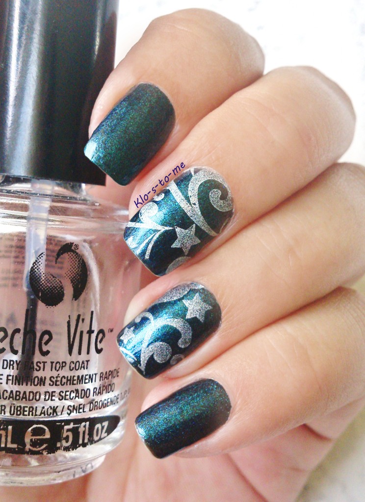 Stamping nail-art : magie holographique