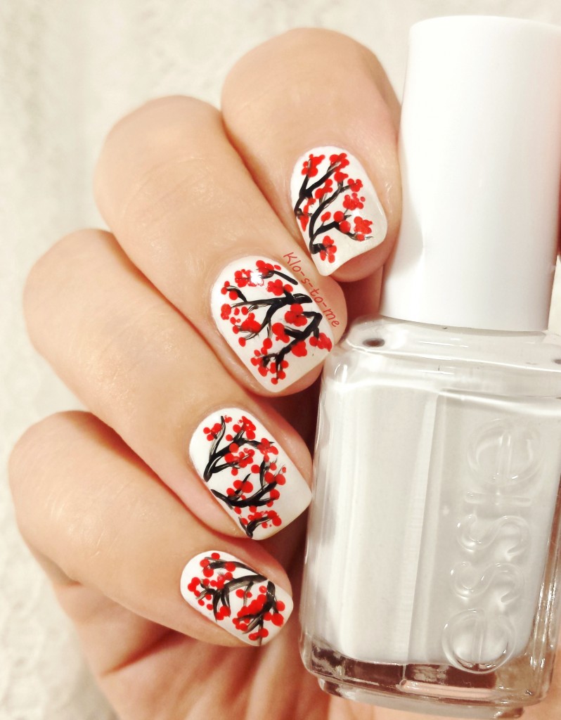 Freehand Nail-art : L'arbre rouge