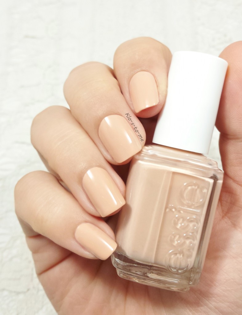 20151129_ Essie - Perennial chic -