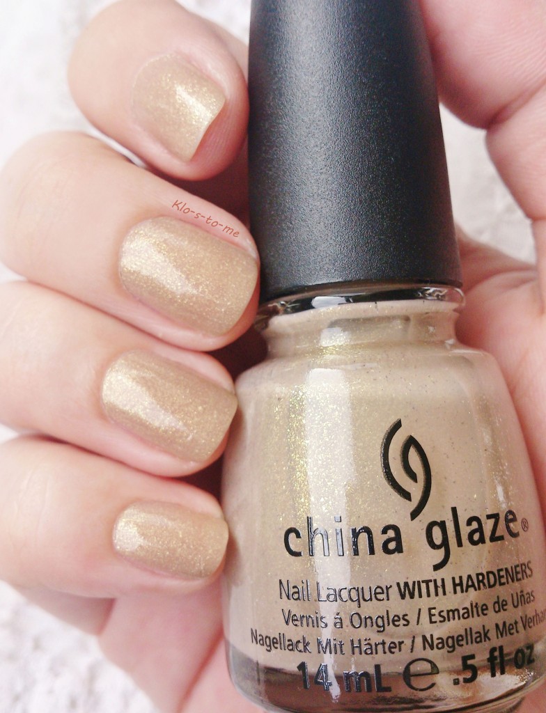 China Glaze - Fast track - 80615 - 20140320 -