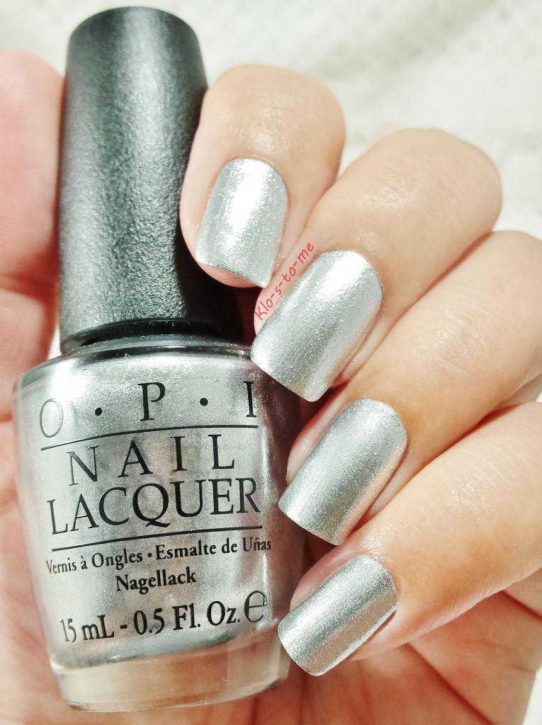 OPI - My signature is DC -