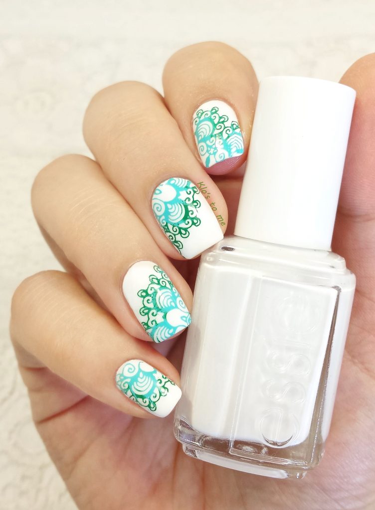 Nail-art Baroque : bleu et vert