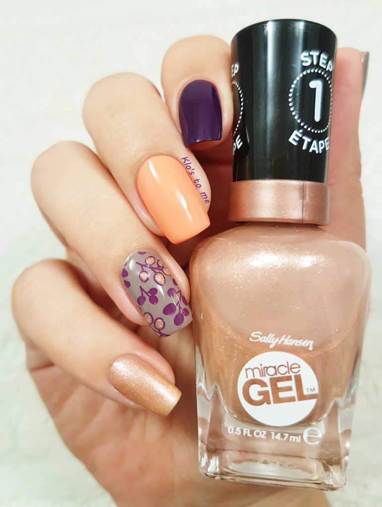 Nail-Art Peachy Violet