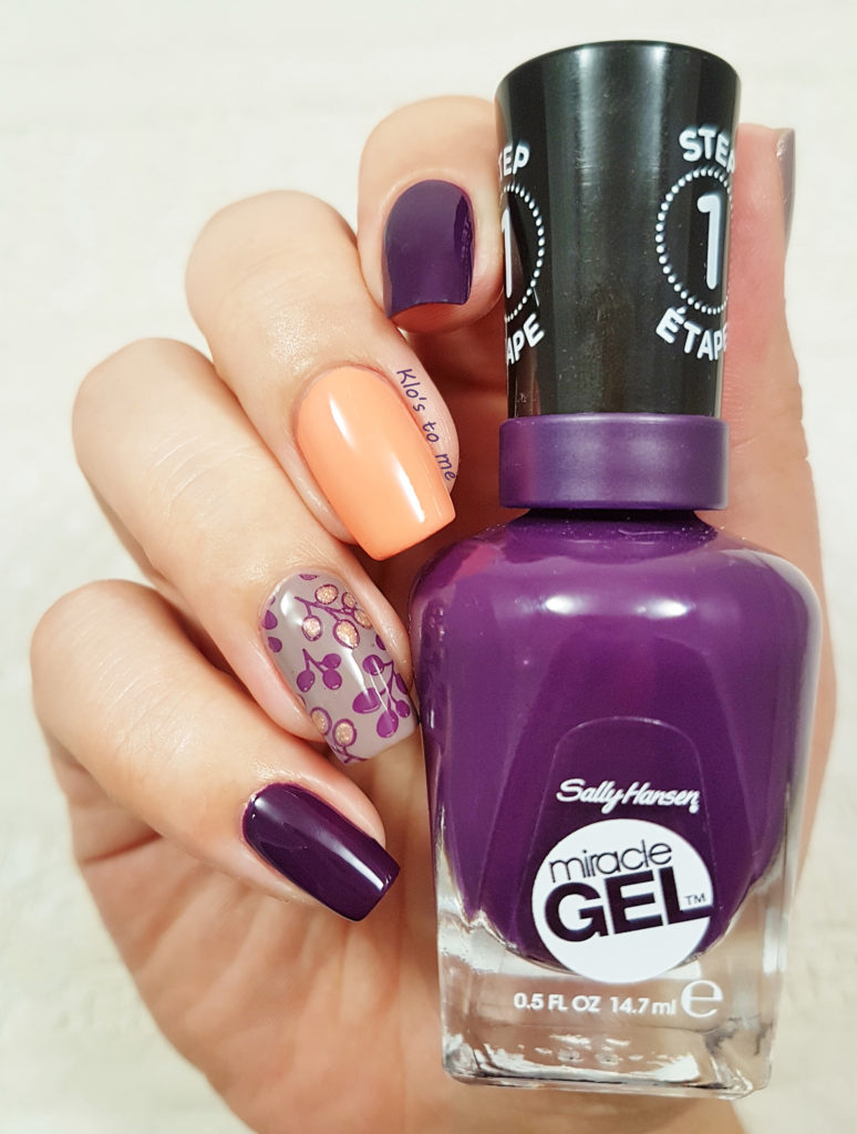 Nail-Art Peachy Violet