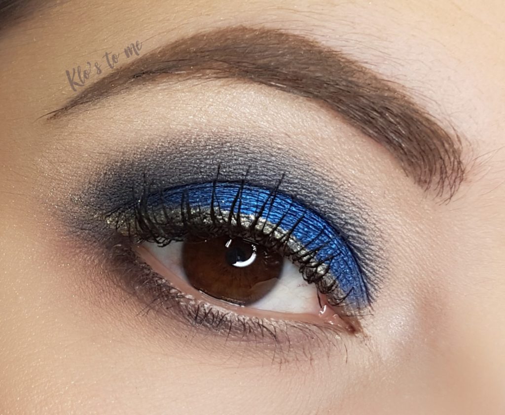 Make-up Bleu tout simple