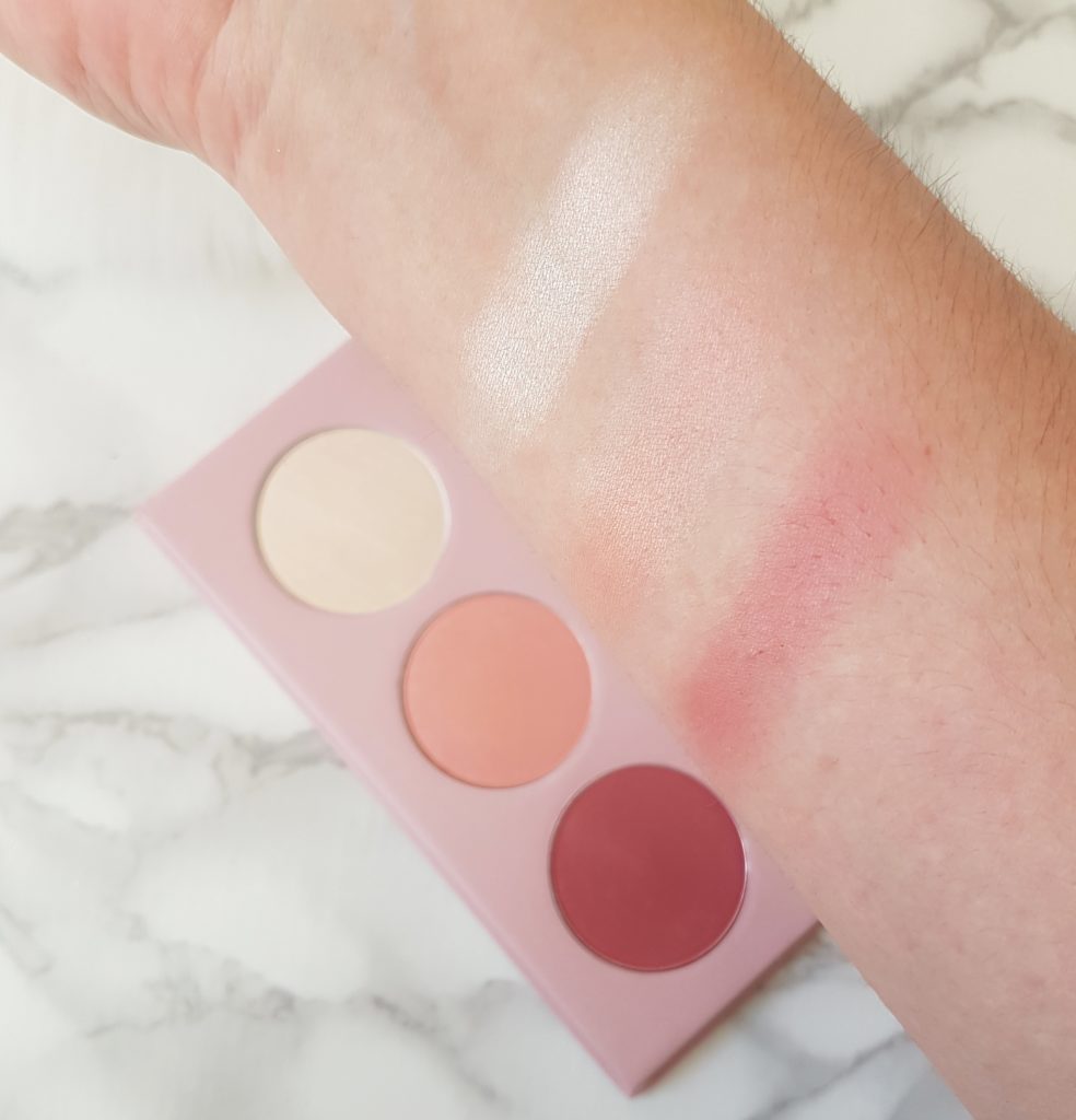 palette Mineral Blush - Coral Bloom 02 - swatches