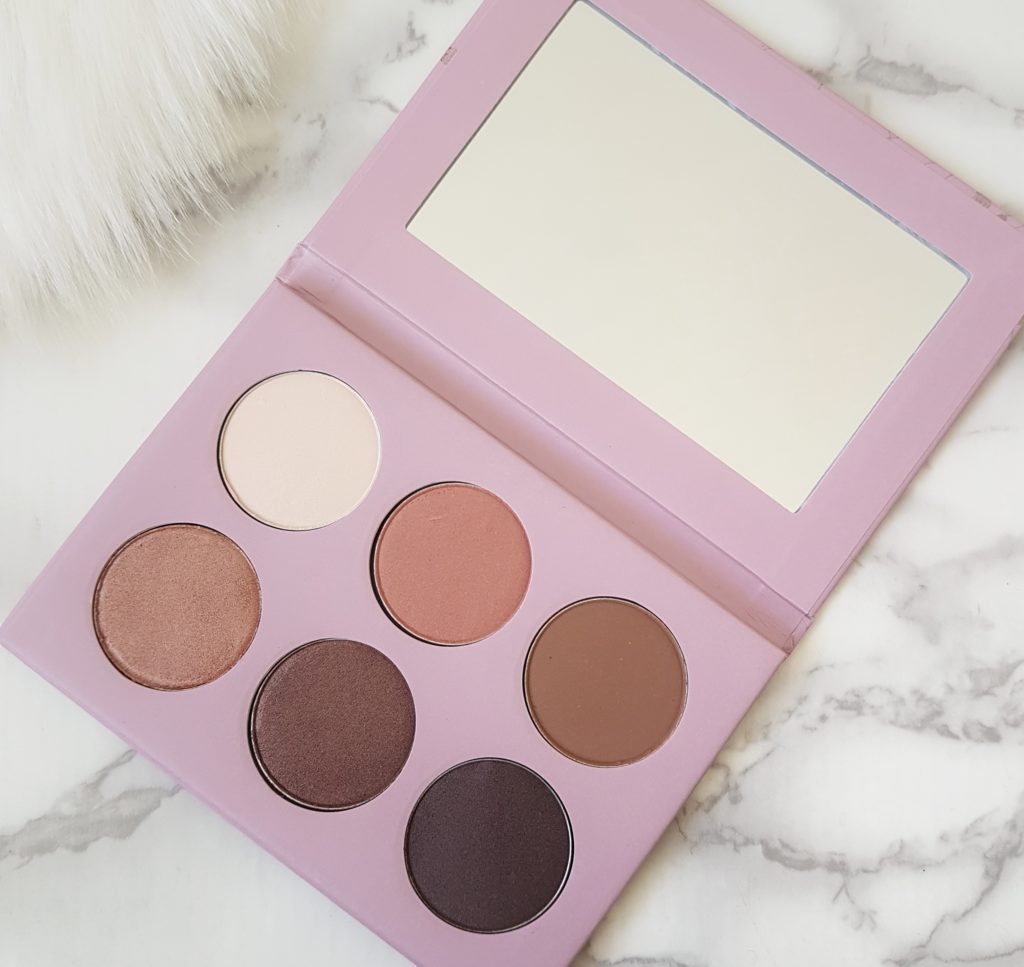 Lavera Mineral eyeshadow en teinte Blooming Nude