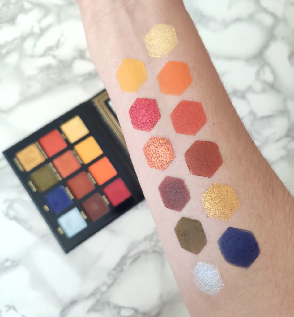 Ace beauté Palette Vintage Dawn swatches