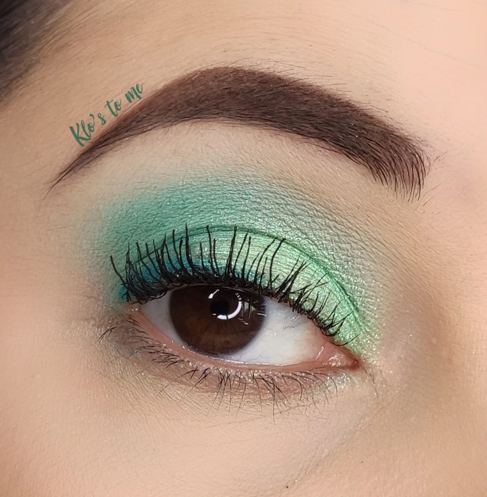 Make-up turquoise